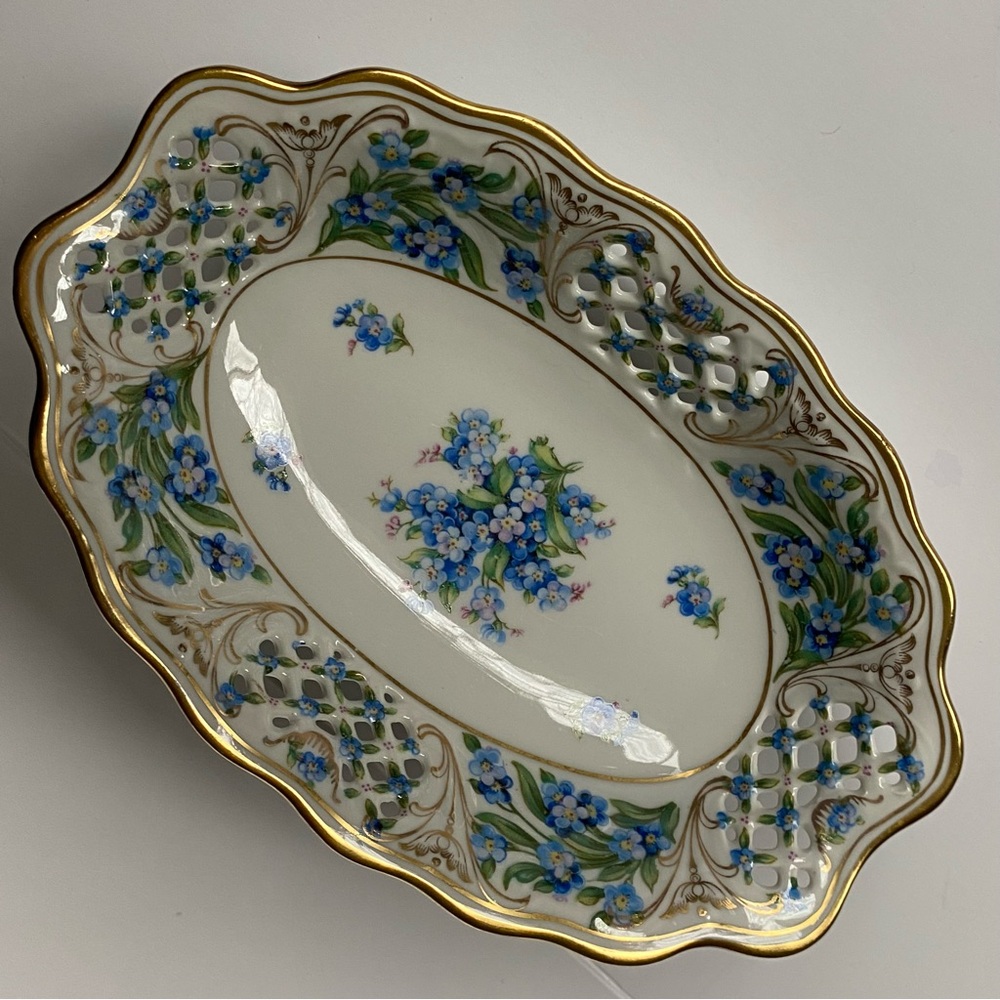 Schumann Bavaria Forget Me Not Bowl Vintage 50’s Pierced Lattice Oval 7.75” EUC